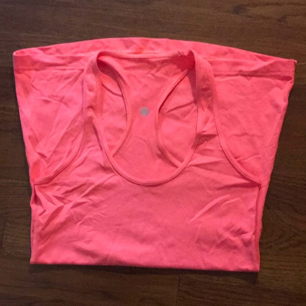 Lululemon tank top